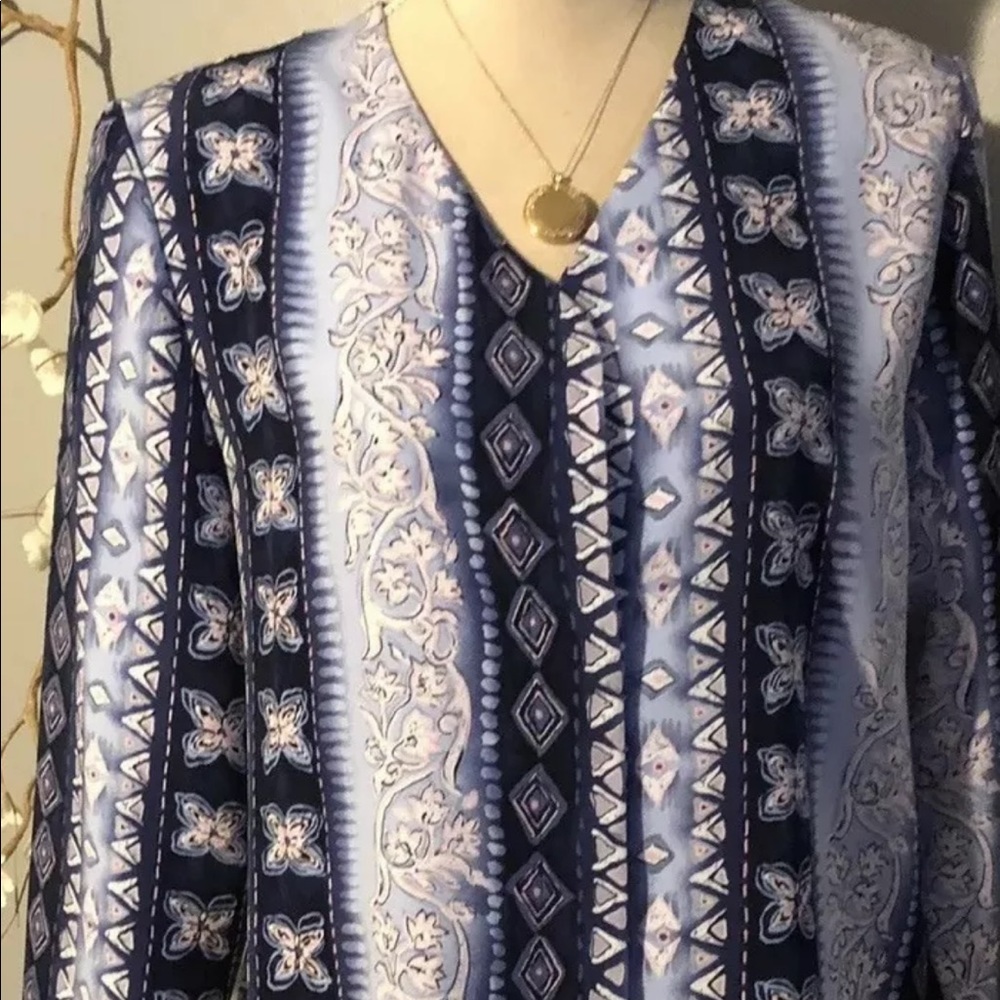 Graver Studio Blue w/ Multicolored Tunic Size Medium